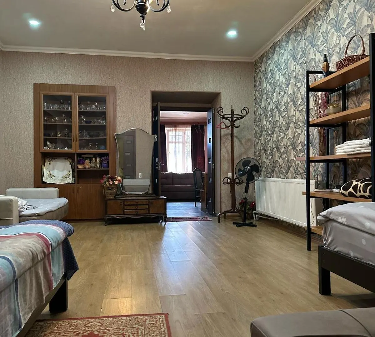 Historical Apartment In City Center Tbilisi